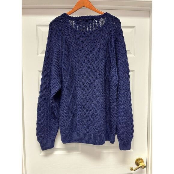 Maine Bay Hand Knit Wool Navy Cable Knit Crew Neck Sweater sz L EUC - Picture 6 of 6